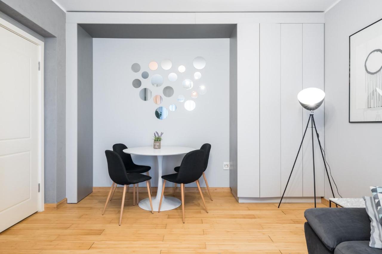 Happy Bubble I Timpuri Noi 1Br Apt 4 Ppl 부쿠레슈티 외부 사진