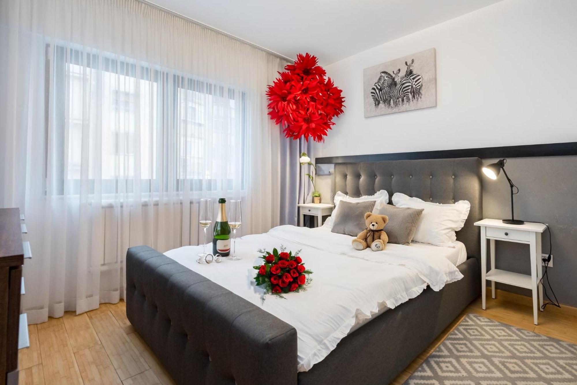 Happy Bubble I Timpuri Noi 1Br Apt 4 Ppl 부쿠레슈티 외부 사진